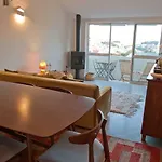 Sunny Apartment With Amazing View